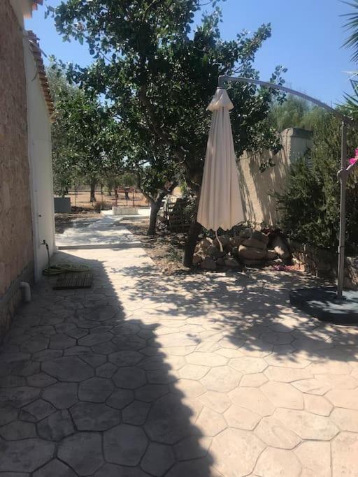 Πέτρινη Κατοικία Στην Αίγινα - Stone House In Aigina Khloi Exteriör bild